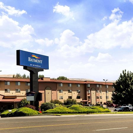 Baymont By Wyndham Yakima Riverfront Екстериор снимка