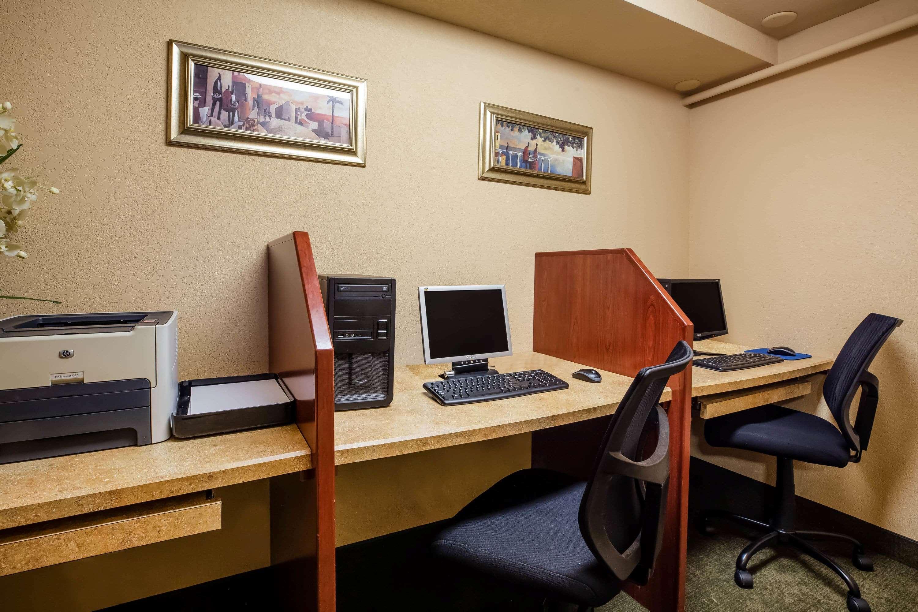 Baymont By Wyndham Yakima Riverfront Екстериор снимка