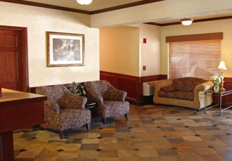 Baymont By Wyndham Yakima Riverfront Екстериор снимка