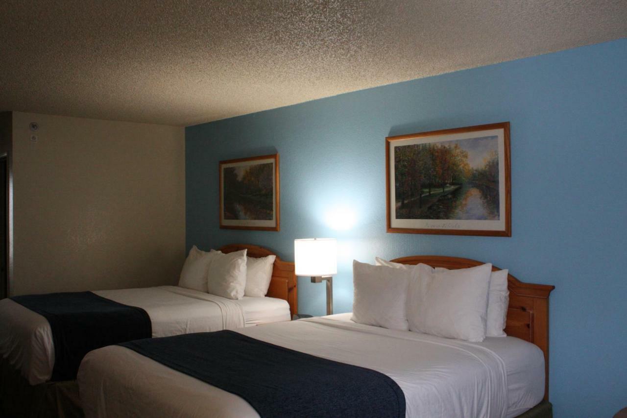 Baymont By Wyndham Yakima Riverfront Екстериор снимка